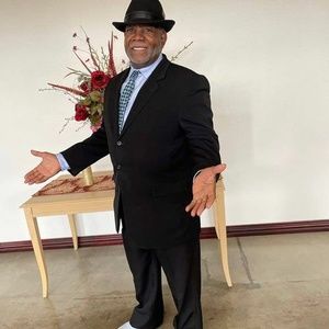 Meet your Posher, Luther